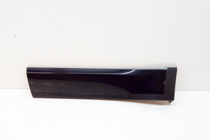 Bandou inferior ușă st&acirc;nga spate JAGUAR E-PACE X540 2019 OEM: J9C3-274A49-A,J9C3-274A49-B 16049055