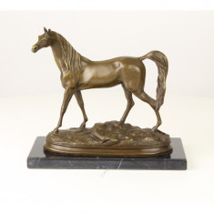Cal arab-statueta din bronz pe un soclu din marmura XT-64