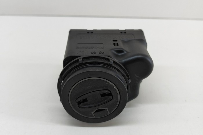 Butuc de contact PORSCHE CAYENNE 92A 2012 OEM: 7PP.905.865.E,7PP905865E 22871335