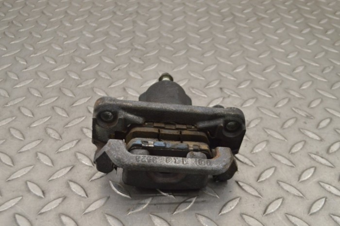 Etrier de fr&acirc;nă dreapta spate NISSAN PULSAR Hatchback C13 2015 OEM: Hatchback | 14609185