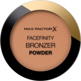 Cumpara ieftin Max Factor Facefinity pudra bronzanta 001 Light Bronze 10 g