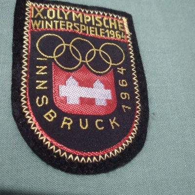 EMBLEMA SPORT INSBRUCK 1964 NOUA 5/7 CM foto