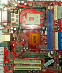 Placa de baza PC Chips M935DLU V2.0 PGA478B cu Celeron 1.7Ghz