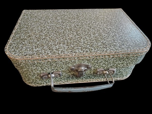 NI542 Mică valiză, perioada interbelică