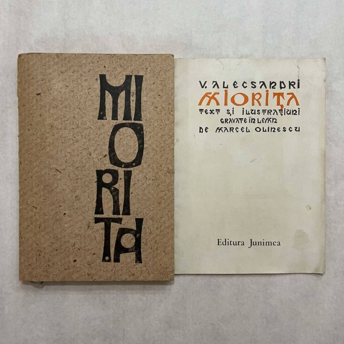 Vasile Alecsandri - Miorita - Editura Albatros + Junimea - Contine caiet si Vinyl original Electrecord