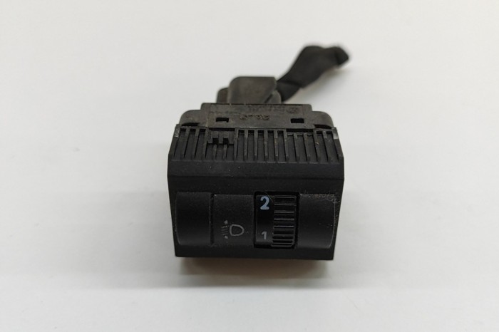 Comutator de reglare &icirc;nălțime faruri VW AMAROK 2H_, S1B 2020 OEM: 2H0941333 28802007