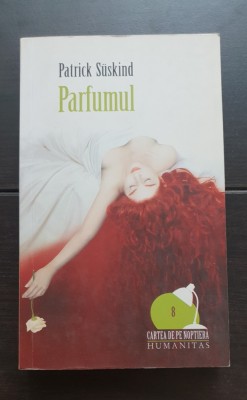 Parfumul - Patrick Suskind foto