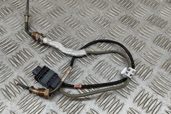 Senzor de temperatură VW T-ROC A11 2023 OEM: 05E919519J 25890482