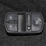 Buton geam ușă dreapta față OPEL CORSA D 2012 OEM: 13258521315625731 1757630