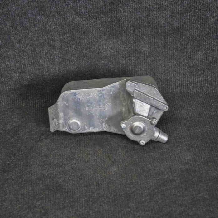 Răcitor de ulei BMW 3 E90 2011 OEM: 7529499