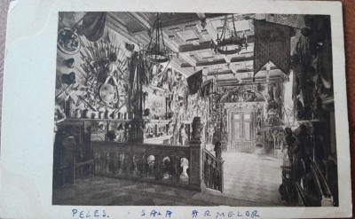 Carte postala, Sinaia, Castelul Peles, sala armelor, perioada interbelica foto