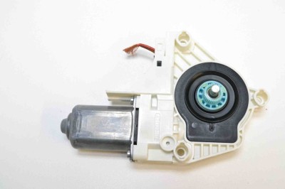 Motor macara geam ușă dreapta spate VW SHARAN 7N1, 7N2 2015 OEM: 8K0959801B 2610927 foto