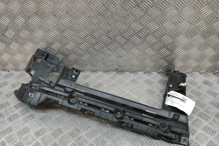 Suport bara de protecție st&acirc;nga spate LAND ROVER RANGE ROVER IV L405 2020 OEM: KK52-17A882-A 29016395