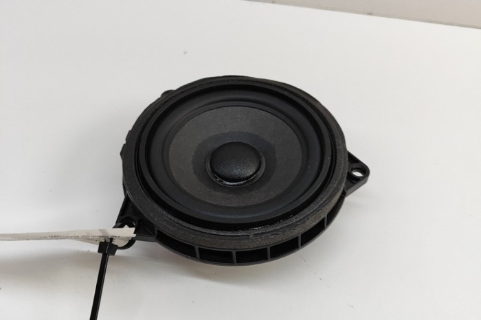 Difuzor ușă dreapta față BMW i4 G26 2022 OEM: 2622469 30430708