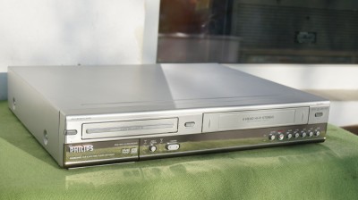 DVD recorder combo VHS Philips DVDR630 stereo Hi-Fi foto