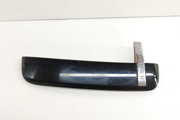 Bandou aripa dreapta față JAGUAR XK Coupe X150 2011 OEM: 8W83-280B10-AC,6W83-001B40-AC 25702879