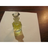 CY - Sticla mai veche deosebita pt parfum / dop rodat (interior dop usor ciobit)