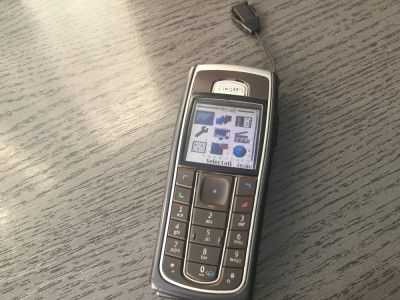 TELEFON DE COLECTIE NOKIA 6230.MENIU IN ROMANA.CITITI VA ROG DESCRIEREA ATENT! foto