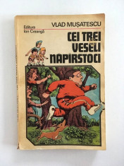 Vlad Musatescu - Cei trei veseli napirstoci - roman umoristic (1984) foto