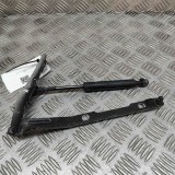 Balama capota st&acirc;nga față PORSCHE 911 996 1999 OEM: 986996511151,986.996.511.151,99651155101,996.511.551.01 28886754