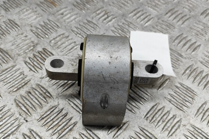 Suport motor spate PORSCHE Taycan 2022 OEM: 9J1399111C 31641817
