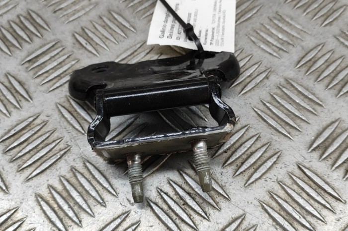 Balama haion dreapta TOYOTA SIENNA _L4_ 2020 OEM: 68810-0E290 27337699
