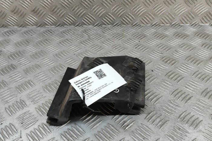 Suport bara de protecție dreapta spate AUDI A8 D2 4D2, 4D8 1997 OEM: 4D0807572 29949888