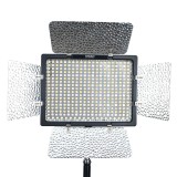 Yongnuo YN300 IV Lampa foto-video 3200K-5600K + RGB
