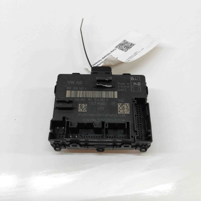 Modul de control ușă dreapta față VW TOUAREG CR7 2023 OEM: 4M1959593K 30768589