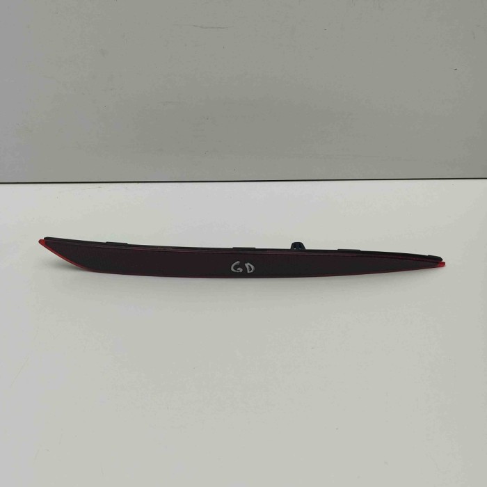 Reflector bara de protecție dreapta spate TESLA MODEL Y 2023 OEM: 1626227-00-A 28826577