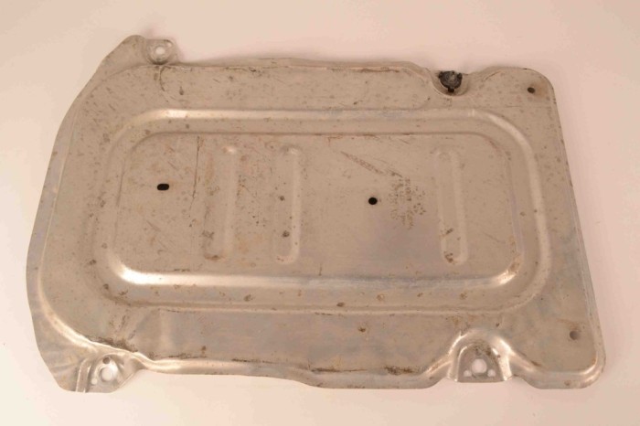 Protecție termică SKODA KAMIQ 2020 OEM: 2Q0825229B