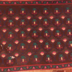 Vand 2 carpete taranesti cusute manual aproximativ 60 de ani vechime!