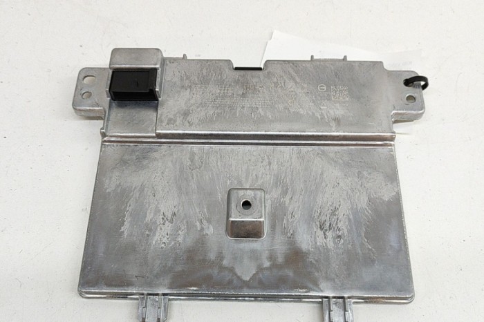 Stație de &icirc;ncărcare wireless TESLA MODEL Y 2022 OEM: 1755100-00-D 25291199