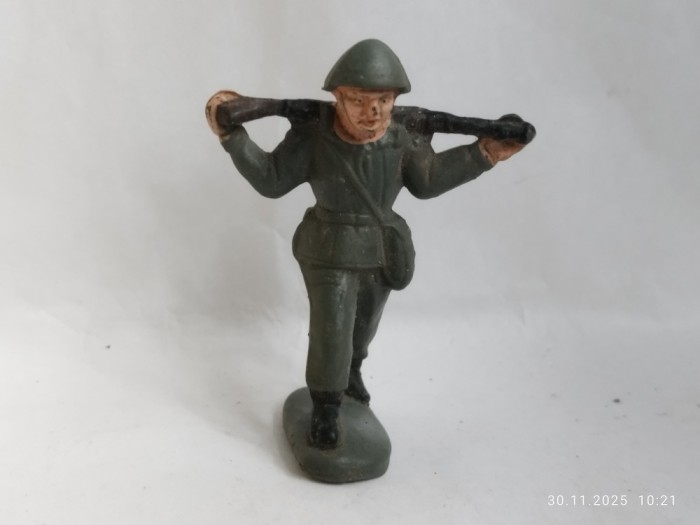 bnk jc RDG PGH Effelder - Soldat NVA