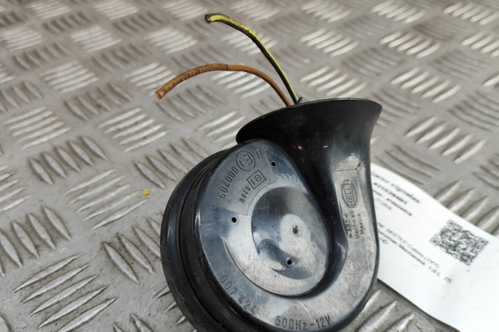 Claxon VW BEETLE Cabrio 1Y7 2005 OEM: 1C0951223 31539401