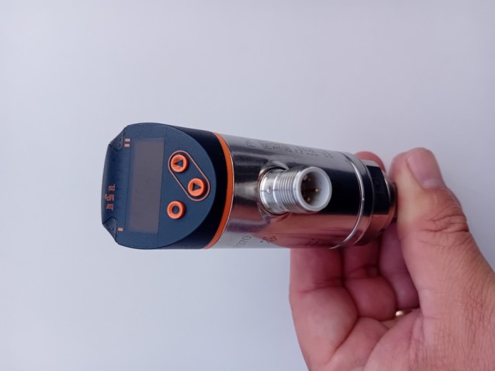 Senzor de presiune cu display IFM PN 7070