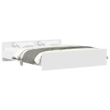 Cumpara ieftin Cadru pat cu tablie la cap/picioare, alb, 180x200 cm