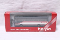 Macheta auto 1:87 HO Herpa 142045 autobus autocar