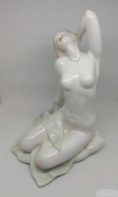 bibelou nud maghiar rar de la aceasta firma REDUCERE foto