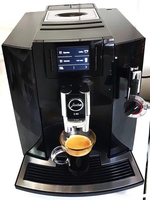 Espressor expresor Jura E80 Black , moara G3, display color
