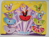 Cumpara ieftin Puzzle lemn cu butoni - Sa imbracam balerina, Wooden Toys