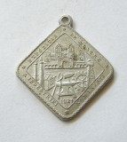 u725 MEDALION unifata EXPOZITIA DE MOSTRE A INDUSTRIEI ROMANESTI 1921 ALUMINIU 28X28mm stare excelenta