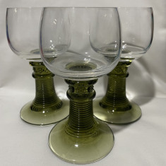Trei pahare germane pentru vin din sticla ROEMER, stil secolul al XVIII-lea