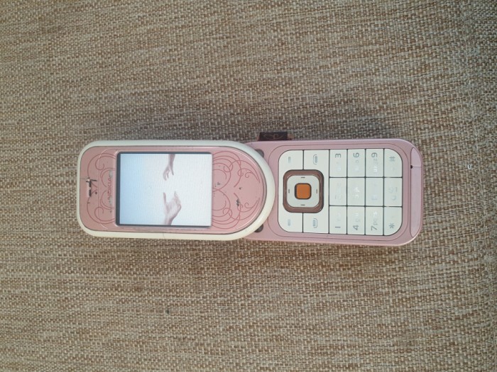 Telefon Dame Slide Rar Nokia 7373 LIber retea Livrare gratuita!