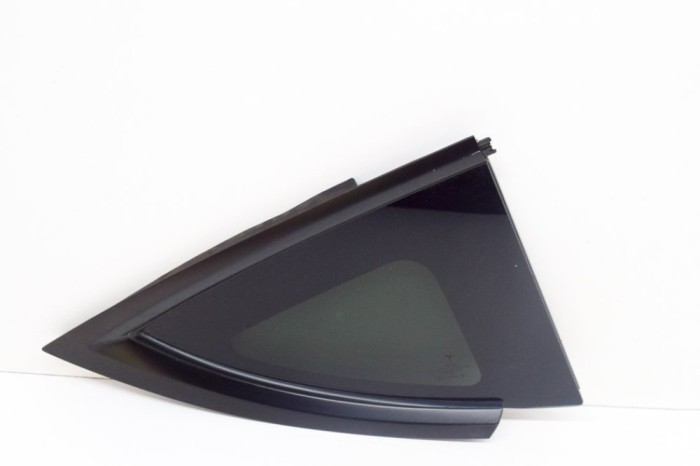 Geam lateral dreapta spate TESLA MODEL Y 2021 OEM: 1495740-00-E,1495745-00,AS3,43R-000073 14828313