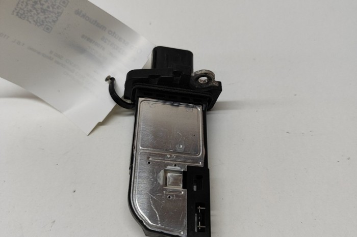 Debitmetru de aer VOLVO S60 II 2013 OEM: 8V2112B579AA,8V21-12B579-AA 22428726