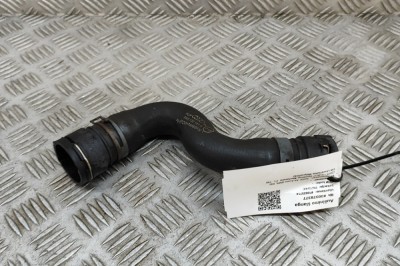 Furtun de lichid de răcire AUDI A4 Avant 8W5, B9 2017 OEM: 8W0122101H 30378377 foto