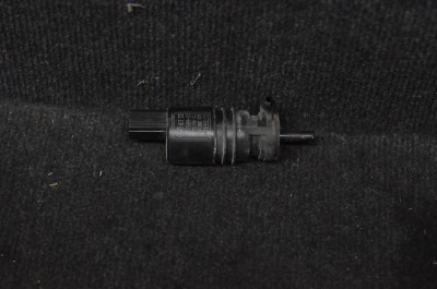 Motor rezervor lichid de parbriz BMW X1 E84 2011 OEM: 7302589 1630577 foto
