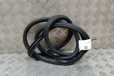 Garnitura ușă dreapta spate CITRO&amp;Euml;N DS7 Crossback 2021 OEM: 9815699180 | 27732446 foto