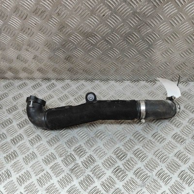 Furtun intercooler dreapta VW ARTEON 3H7 2017 OEM: 04L145762AD,04L145828D foto